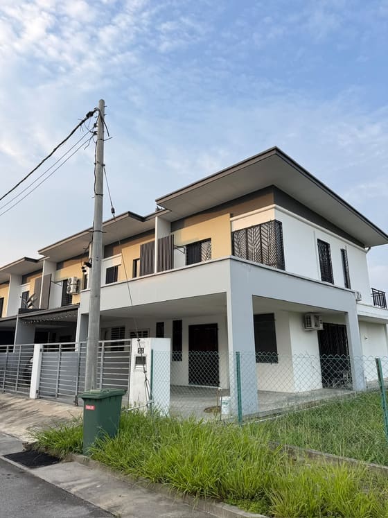 Completed corner terrace house at Taman Hedy, Papar